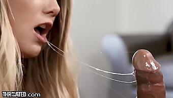 Kemampuan Deepthroat Aj Applegate Dalam Video Pov Yang Berantakan